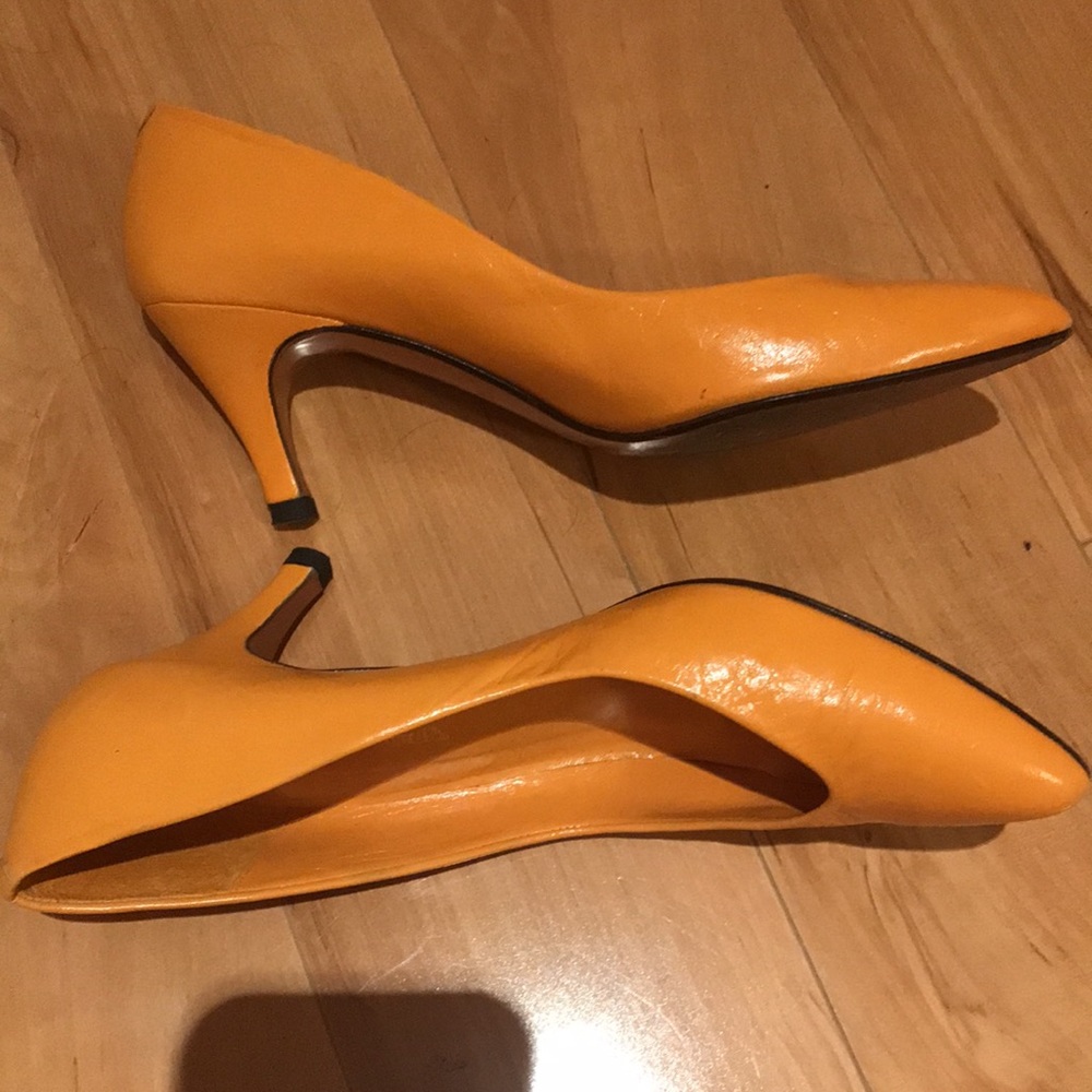 Shoes - Picture 2 of 3